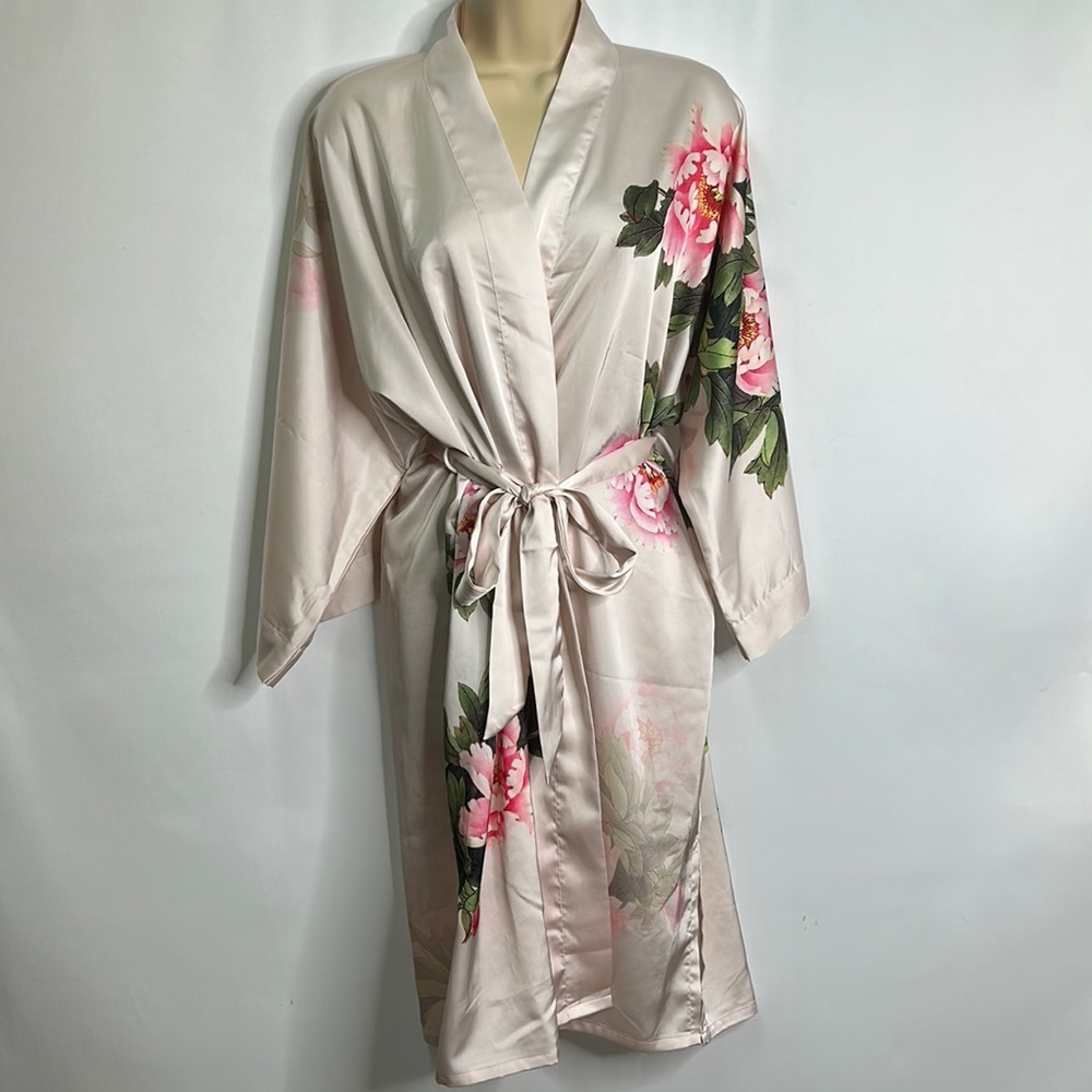 Kim + Ono Peony And Bird Floral Bird Silky Wide Sleeve Kimono Robe View 2